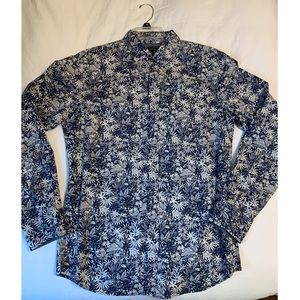 Banana Republic Untucked Dress Shirt